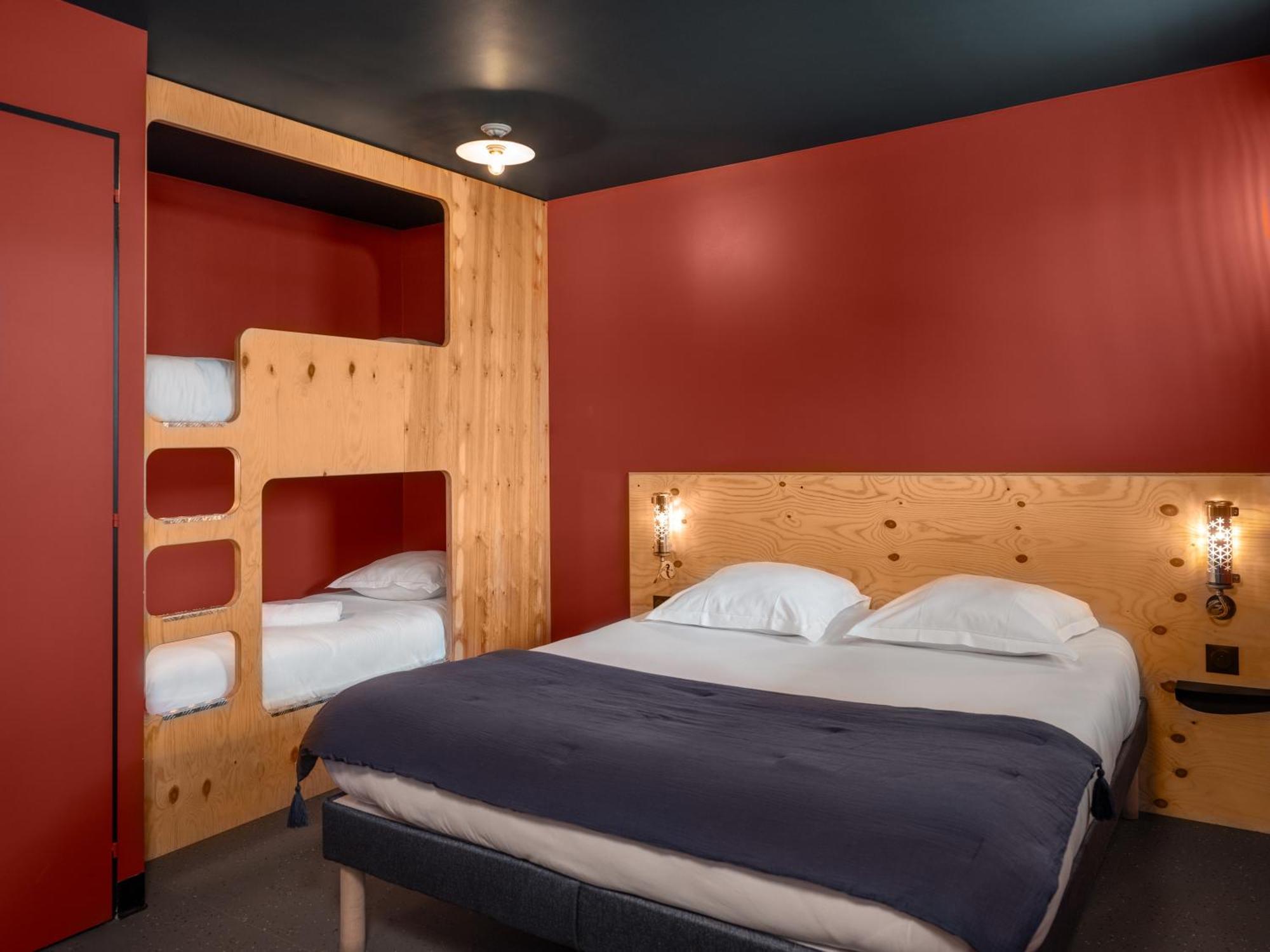 Eklo Paris Roissy Cdg Airport Hotel Bagian luar foto