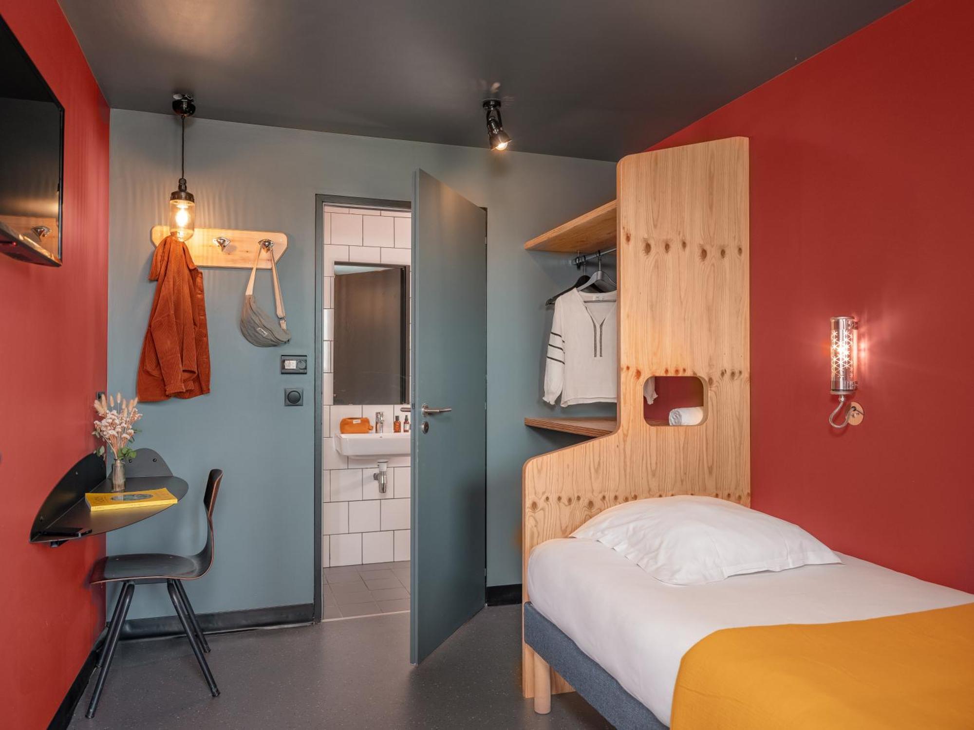 Eklo Paris Roissy Cdg Airport Hotel Bagian luar foto